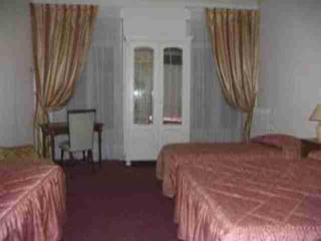 Arcantis Metropole 2* Châtel-Guyon